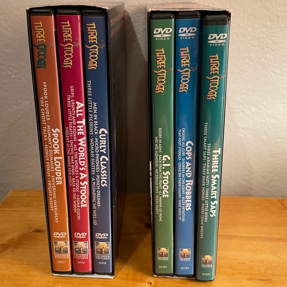 🤡 The Three Stooges Collection 1 & 2 Six DVD Set Black and White Comedy 🤡 - Picture 2 of 3